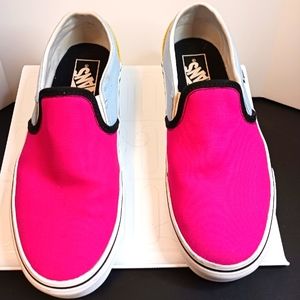 Vans off the wall slip on shoes.